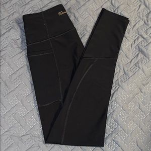 Victoria’s Secret leggings